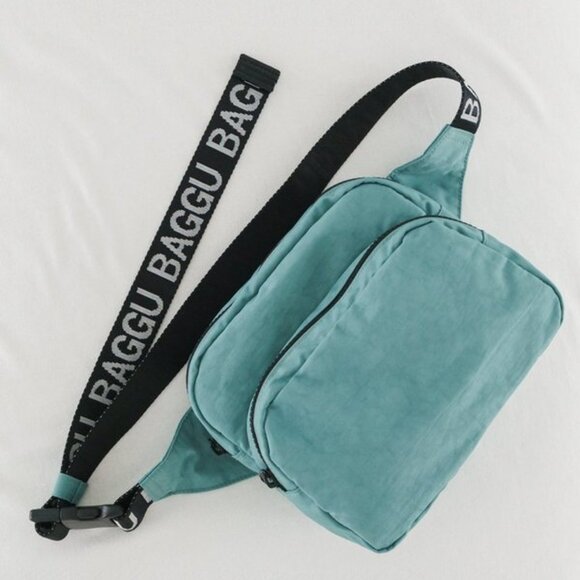 NWOT Baggu Fanny Pack - Teal w/ OG White Logo Strap - Picture 4 of 7